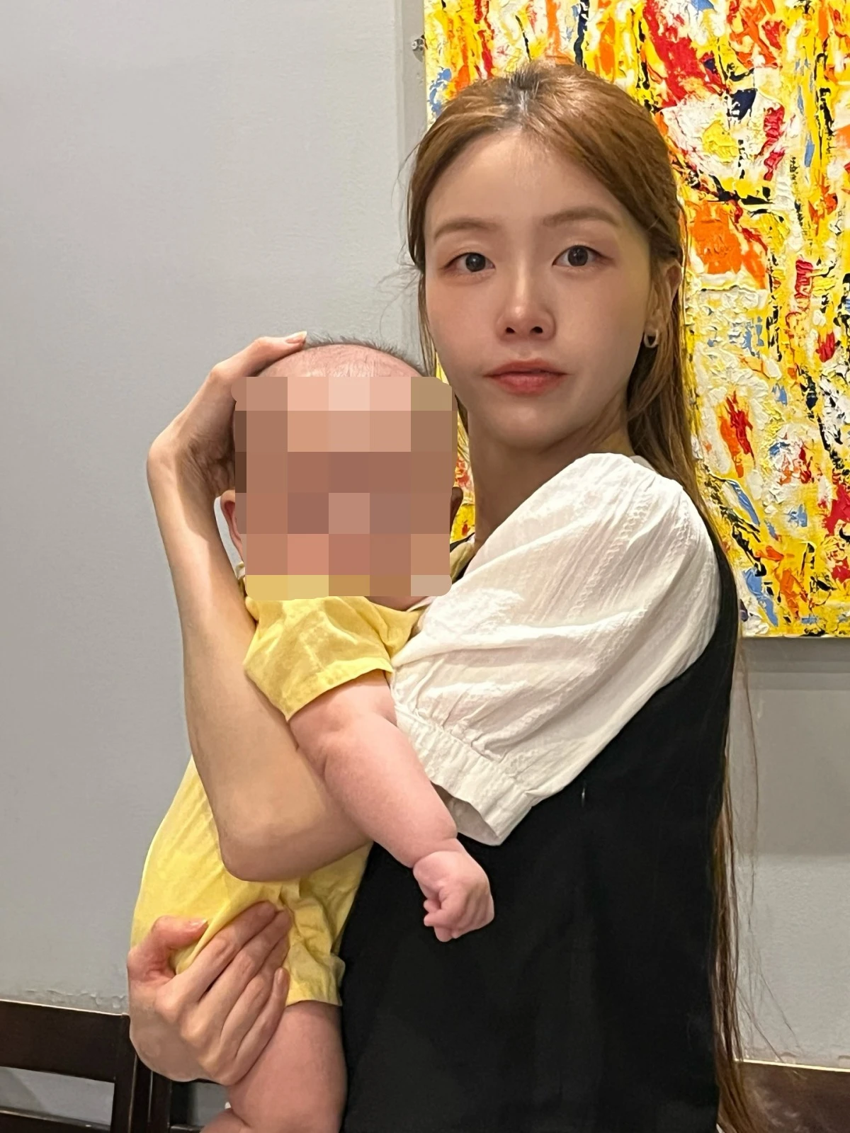 민아