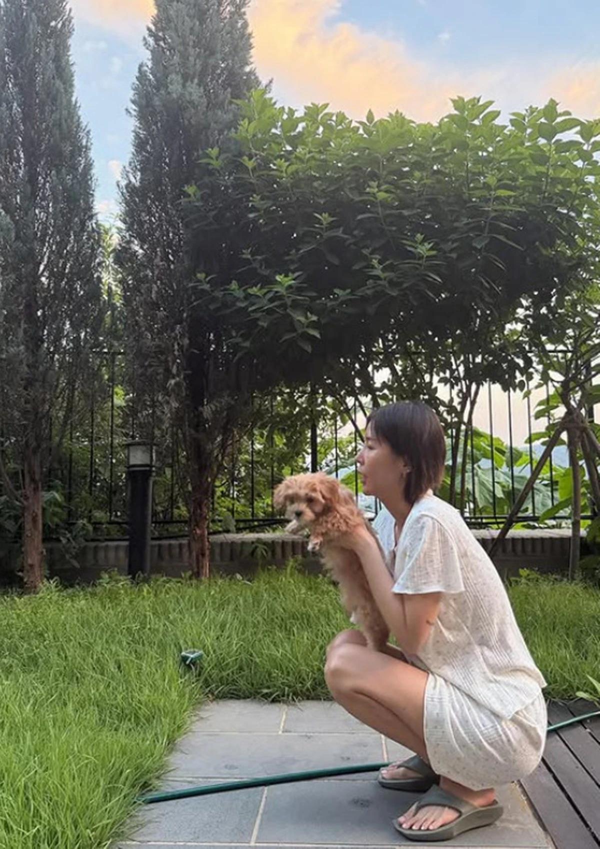 사진 = 신지 SNS