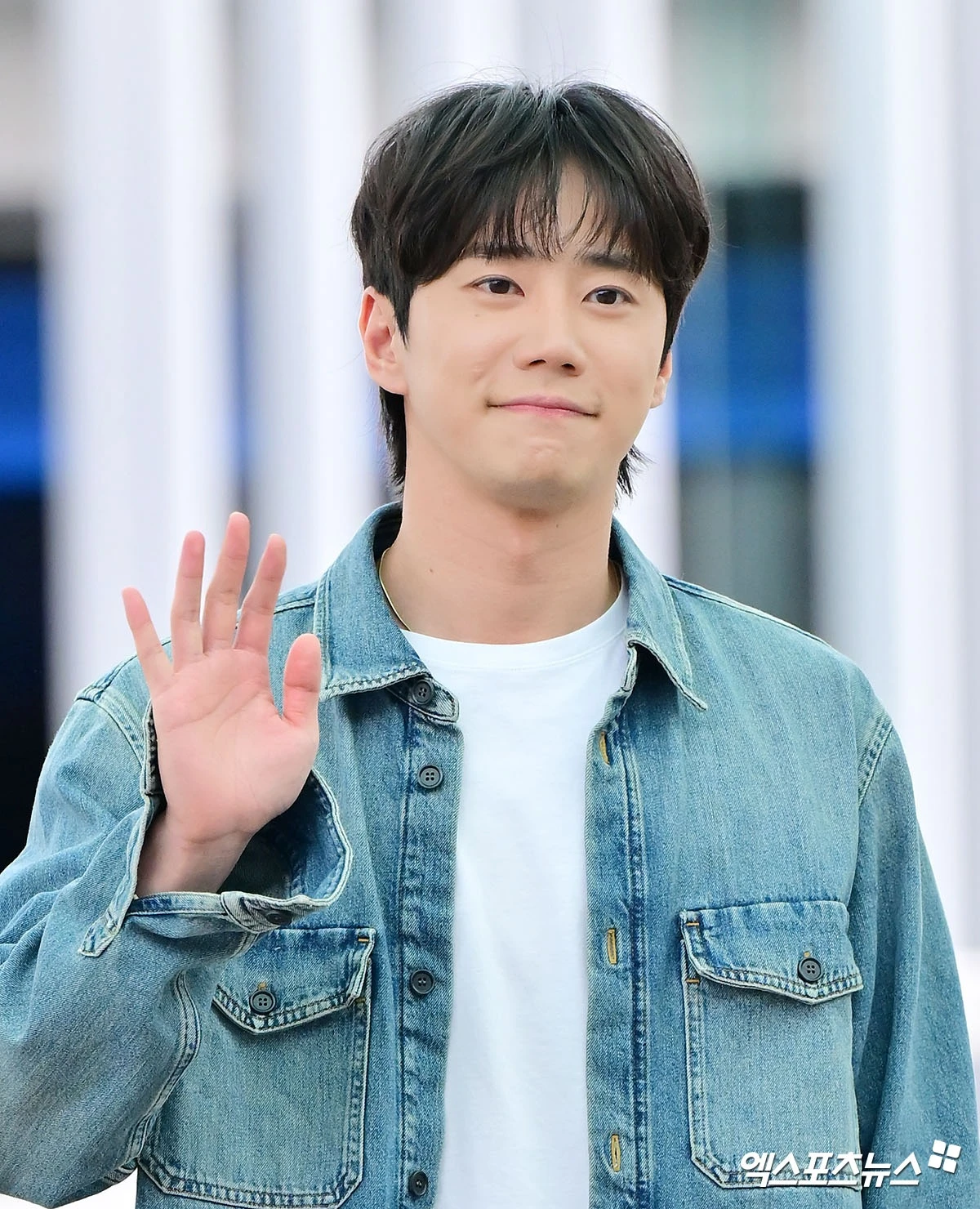 이준영.