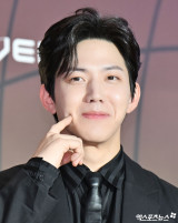 '유지유와 열애설' 데이식스 도운, 팬들에 심경 고백…"약속 못 지켜 죄송" [엑's 이슈]