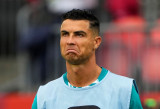 호날두 1-3 충격패 예상! 메시는 3-0 완승 전망…"CR7 발목 잡는다, 포르투갈 16강 탈락 확신"→'적중률 83.3%' BBC 문어 깜짝 예측