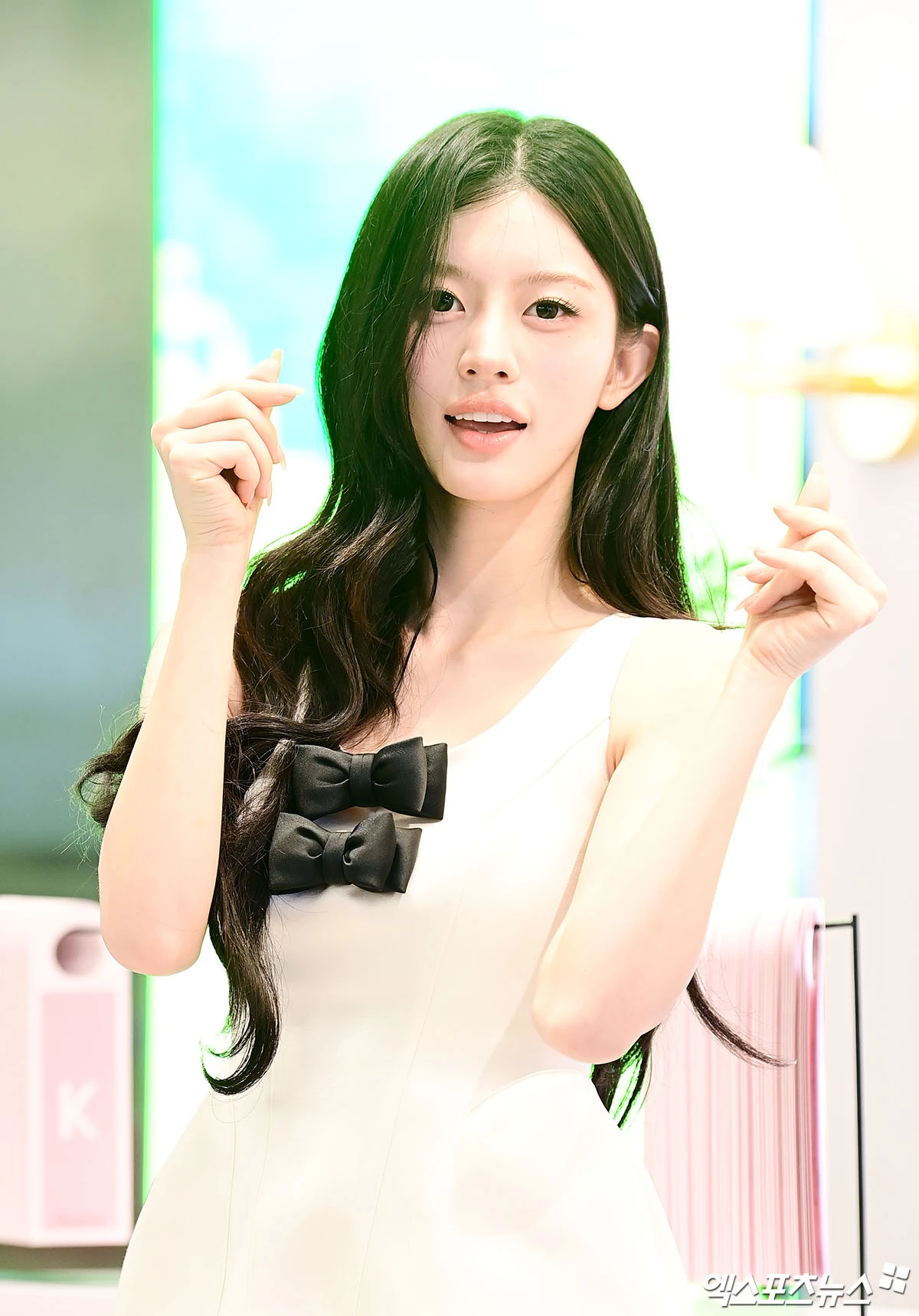 작은 얼굴에 꽉 찬 예쁨