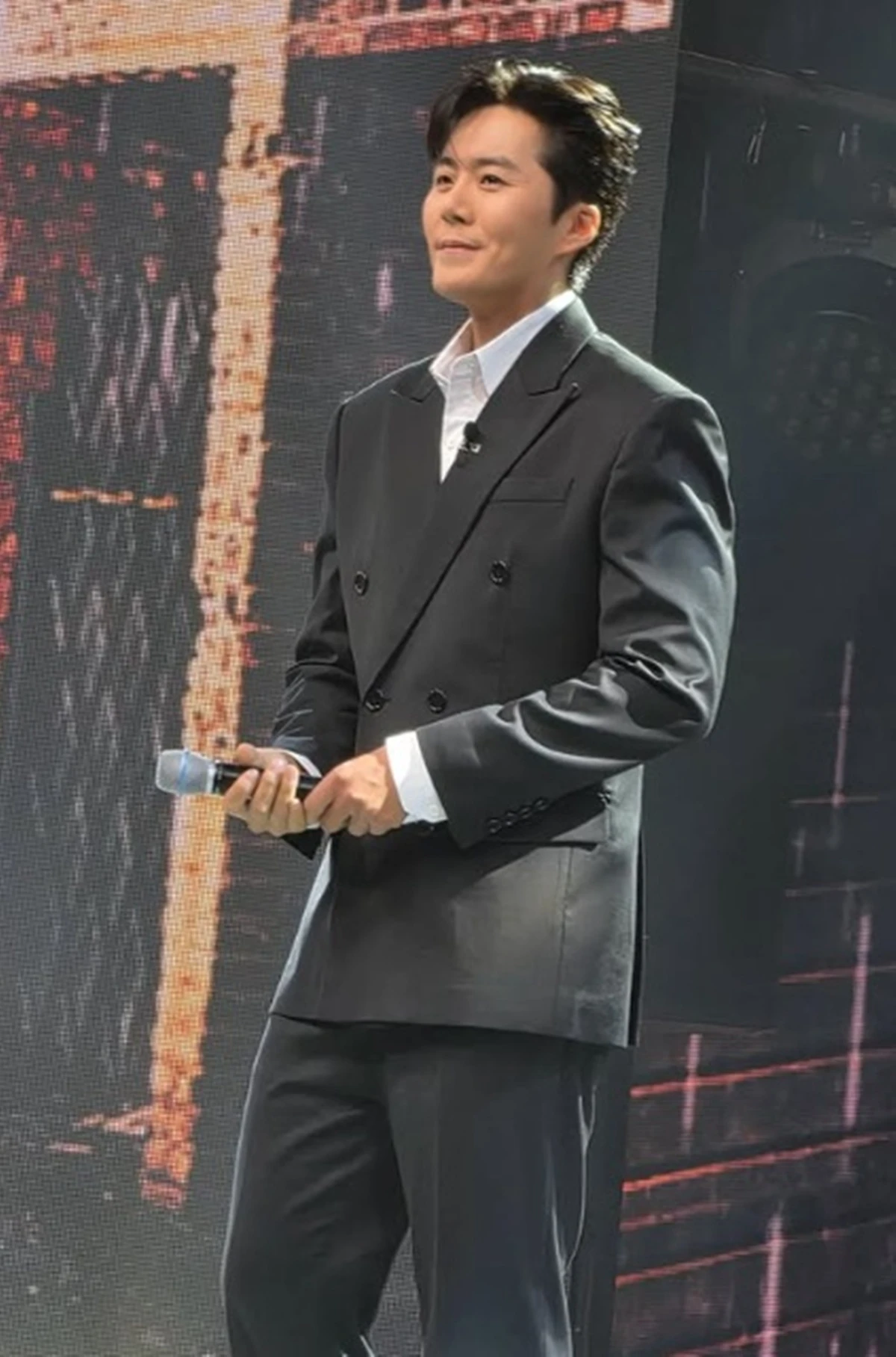 이루 SNS