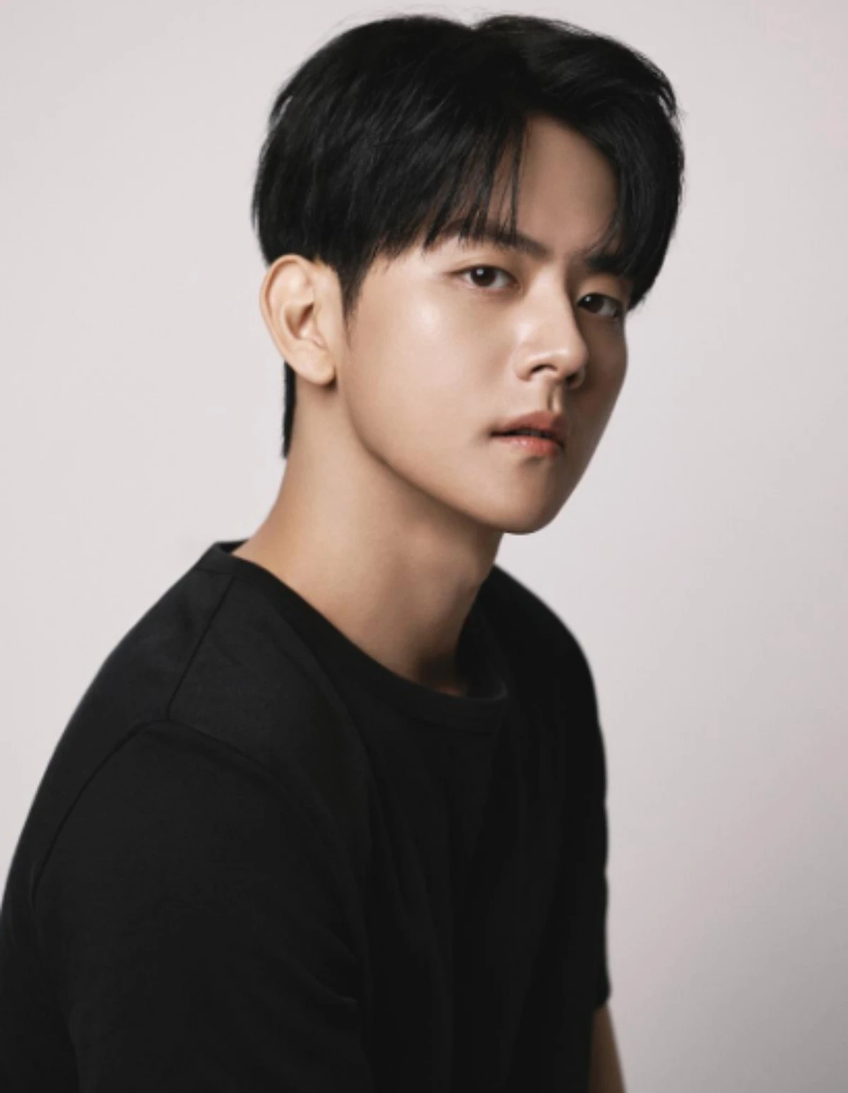 배우 여회현