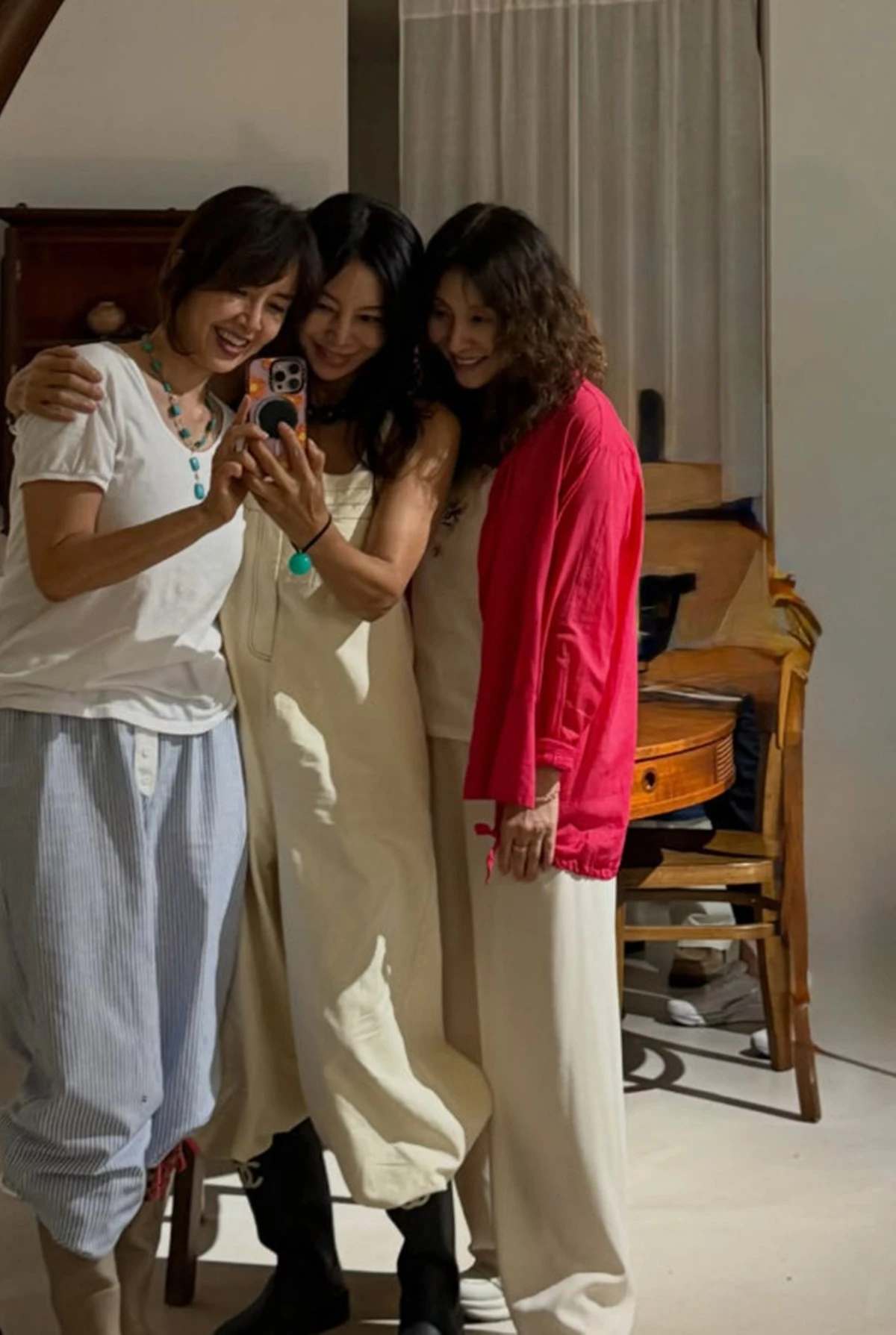 사진 = 황신혜 SNS