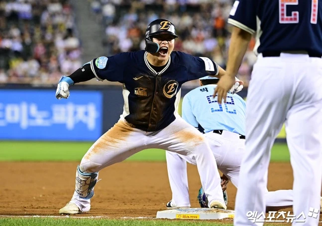 나눔 올스타(LG 트윈스, 한화 이글스, NC 다이노스, KIA 타이거즈, 키움 히어로즈)는 11일 서울 잠실구장에서 열린 2026 신한 SOL뱅크 KBO 올스타전에서 드림 올스타(SSG 랜더스, 삼성 라이온즈, KT 위즈, 롯데 자이언츠, 두산 베어스)에 10-2로 승리했다. 허인서(한화)는 5타수 4안타 1타점 1득점으로 활약해 생애 첫 '미스터 올스타'에 뽑혔다. 기자단 투표 26표 가운데 13표를 얻어 올스타전 최우수 선수(MVP)에 뽑힌 허인서는 상금 2000만원과 바디프랜드 안마 의자 733을 부상으로 받았다. 허인서는 올해 연봉이 3600만원이다. 잠실, 김한준·박지영 기자