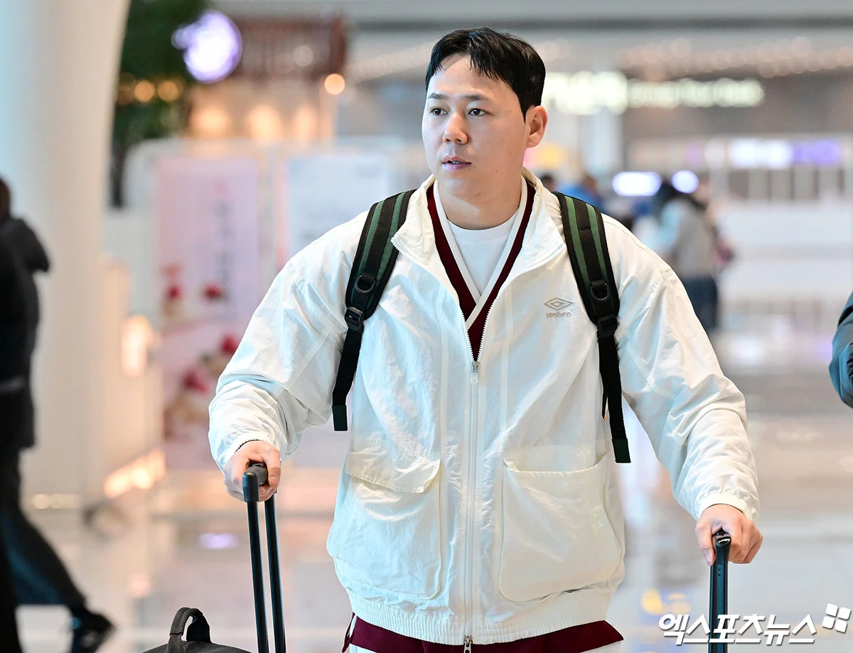 키움 히어로즈 투수 하영민이 13일 오전 서울 신도림에 위치한 더링크서울 트리뷰트 포트폴리오 호텔에서 구단과 계약기간 8년, 총액 80억원의 조건에 비(非) FA 다년 계약을 체결했다. 구단 역대 최고 금액 계약인 동시에 KBO 역대 투수 비 FA 다년 계약 중 5위에 해당하는 금액을 따냈다. 사진 엑스포츠뉴스 DB