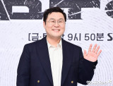 라디오 생방 어떻게 '묵언'해요?…'투머치토커' 윤경호, 13시간 공약 이행 [엑's 이슈]
