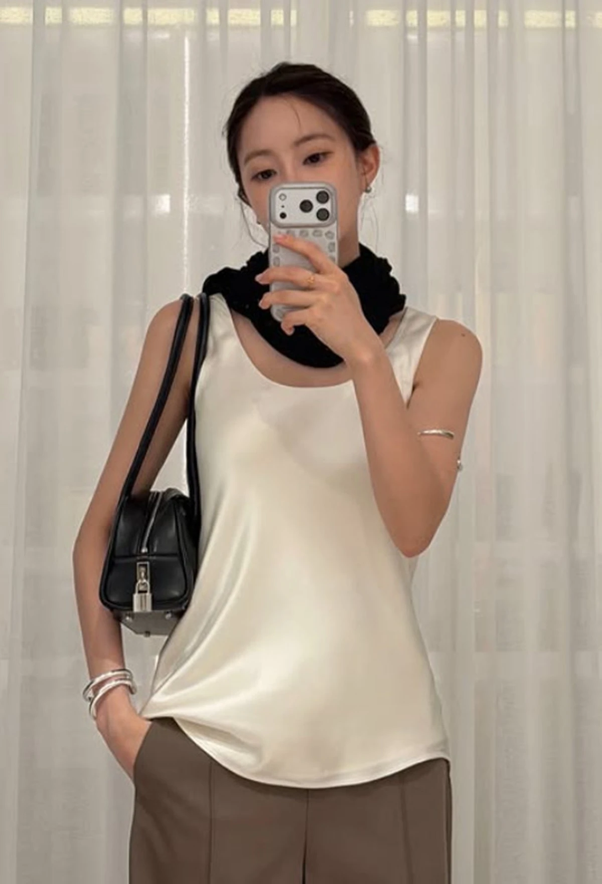 사진 = 효민 SNS 