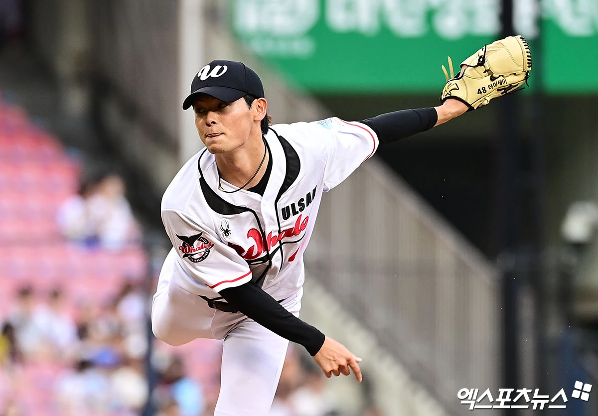10일 오후 서울 송파구 잠실야구장에서 열린 '2026 신한 SOL KBO 퓨처스 올스타전' 북부리그와 남부리그의 경기, 4회초 남부 나가가 역투하고 있다. 엑스포츠뉴스 DB