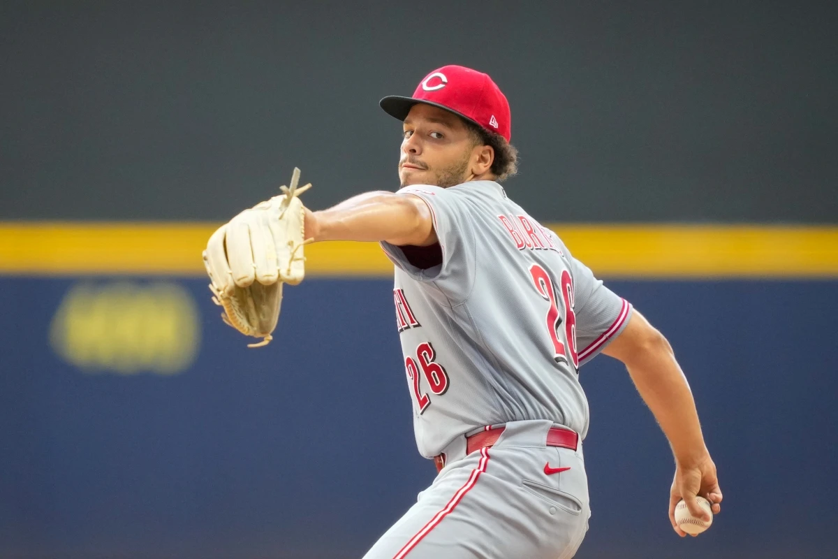 미국 메이저리그(MLB) 공식 홈페이지 MLB.com에 따르면 신시내티 레즈가 17일(한국시간) 팀의 에이스 체이스 번스와 7년 총액 1억500만 달러(약 1556억원) 규모의 계약에 합의했다. 번스의 계약은 구단 역사상 투수 최고액 타이기록이다. 앞서 2014년 호머 베일리가 6년 1억500만 달러 계약을 체결한 바 있다. 연합뉴스