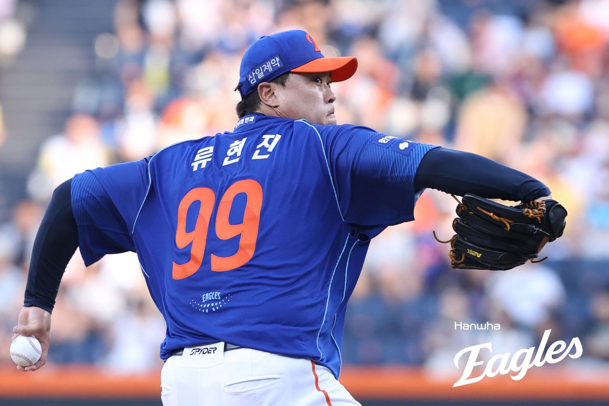 한화 이글스 류현진이 19일 대전 한화생명 볼파크에서 열린 2026 신한 SOL KBO리그 키움 히어로즈와의 팀 간 12차전에 선발등판, 한미 통산 2500탈삼진을 기록했다. 다만 불펜 난조 속에 승리투수가 되지는 못했다. 사진 한화 이글스