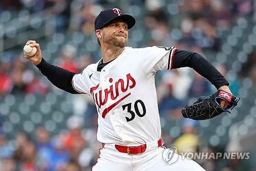 삼성 라이온즈가 부상으로 이탈한 에이스 아리엘 후라도의 단기 대체 선수로 오스틴 보스를 영입했다. 보스는 메이저리그 통산 210경기에서 17승20패, 평균자책점 4.84를 기록한 베테랑 우완이다. 사진 연합뉴스