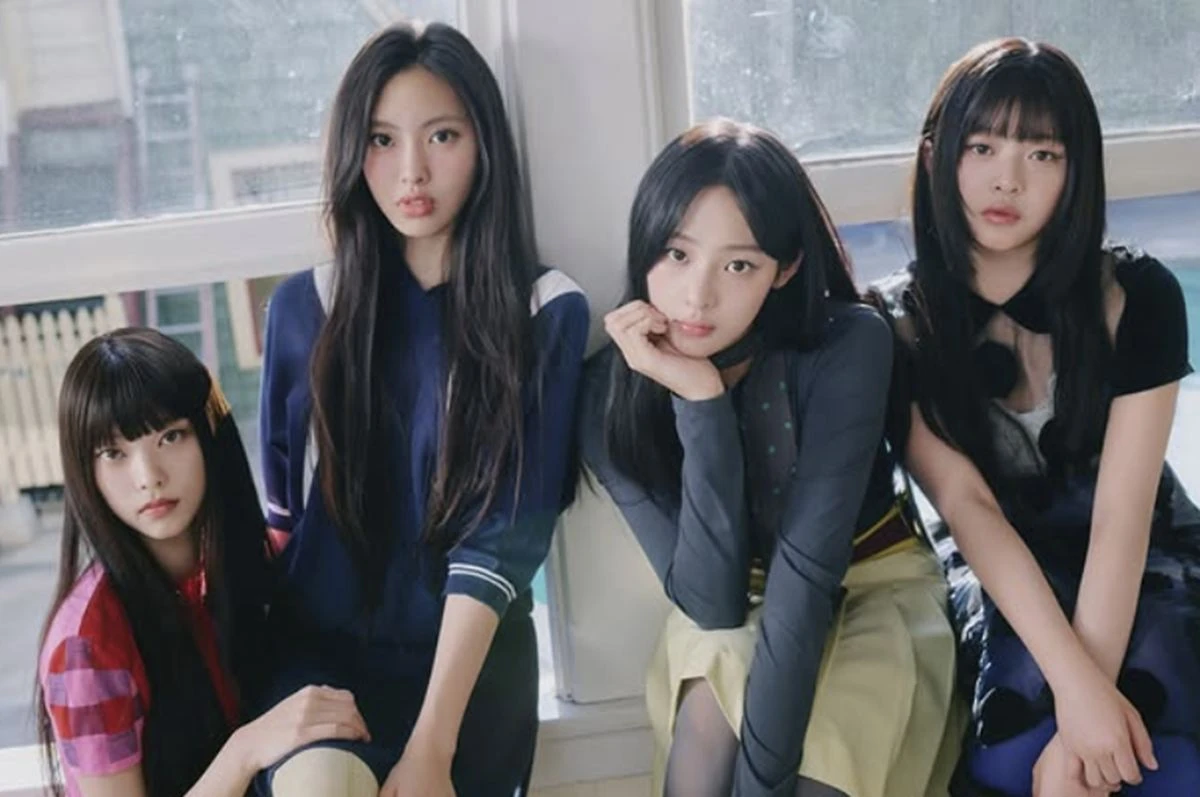 뉴진스 4주년 기념 콘텐츠