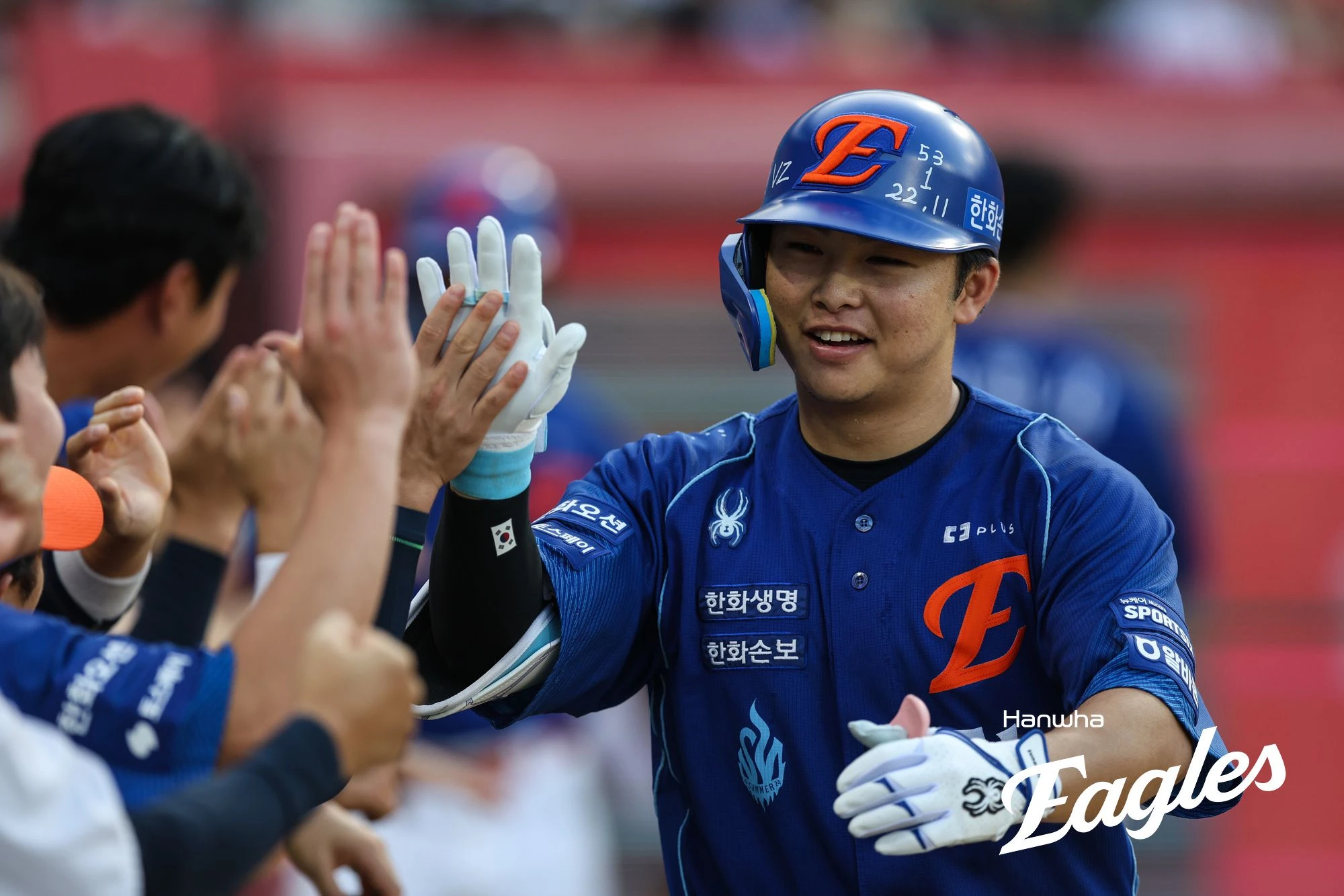 한화 이글스 외야수 문현빈이 24일 대전 한화생명 볼파크에서 열린 2026 신한 SOL KBO리그 LG 트윈스와의 팀 간 9차전에서 1회말 안타 출루 후 도루, 득점까지 기록했다. 사진 한화 이글스