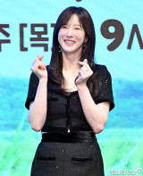 이수경, '월세 380만 원' 주상복합 계약…이 정도는 감당 가능 (이수경력직)