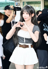 QWER 마젠타 '심쿵 하트'[엑's HD포토]