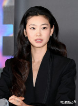 '호프' 역대급 호불호 속…정호연 직접 나섰다 "깨끗한 마음으로 영화 보셨으면" [엑's 이슈] 