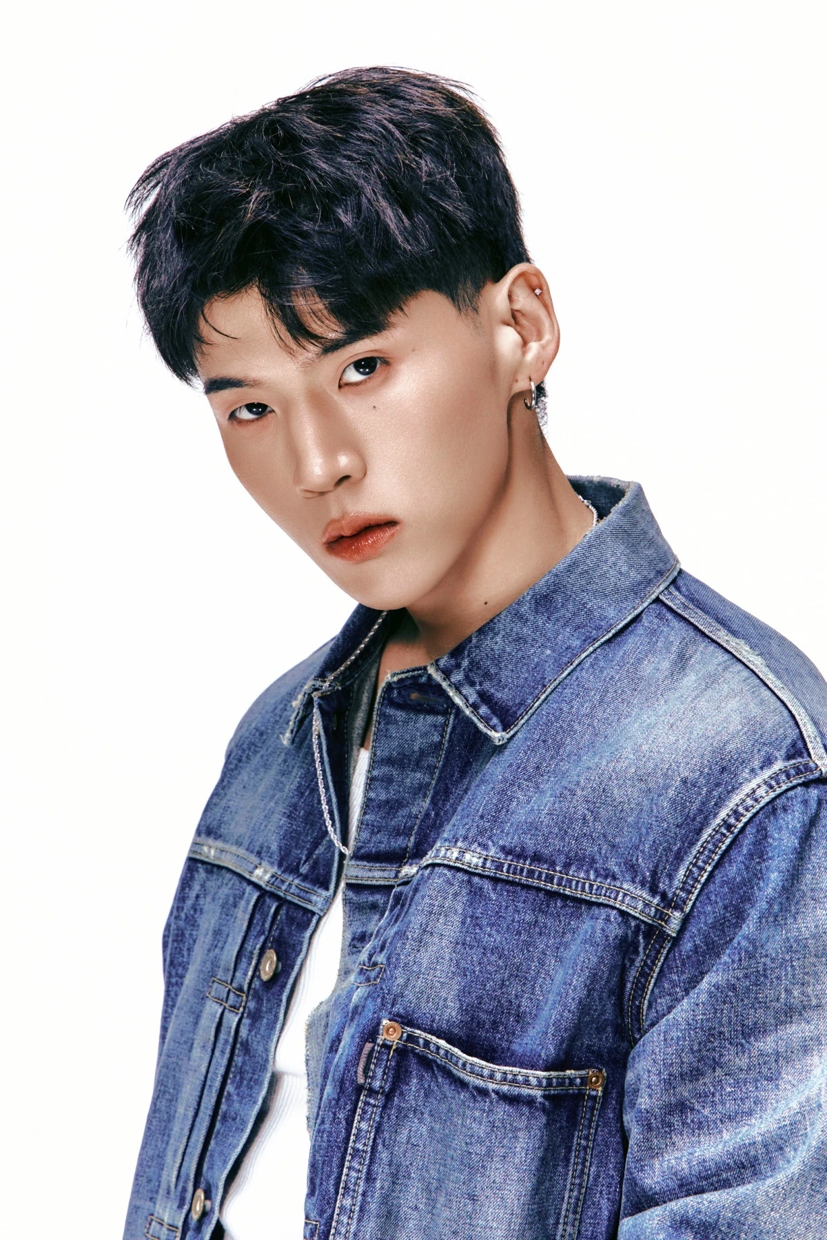 비엠.