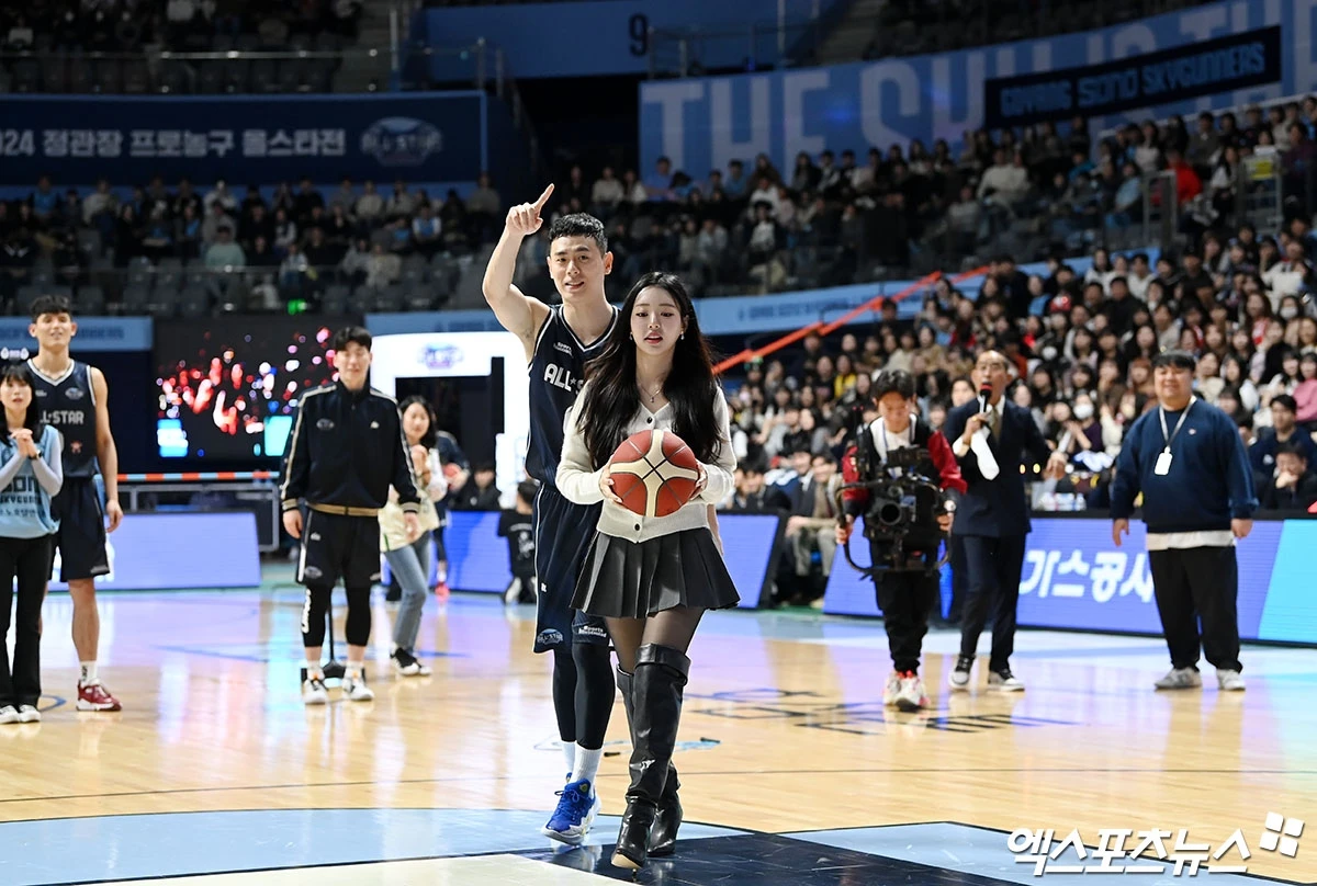 이관희, 유시은