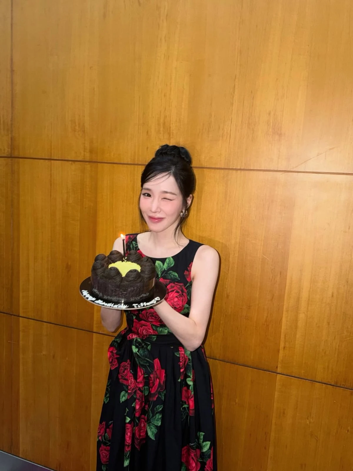티파니 영 계정