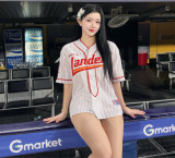 조다정 치어리더, 유니폼 상의만 입었나?…'하의실종' 착시 제대로 