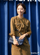김희애 '뜨거운 태양도 이기는 눈빛'[엑's HD포토]