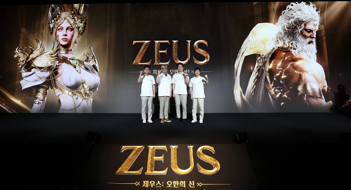컴투스 김정훈 사업본부장, 에이버튼 정숭훈 디렉터, 에이버튼 김대훤 대표이사, 컴투스 남재관 대표이사