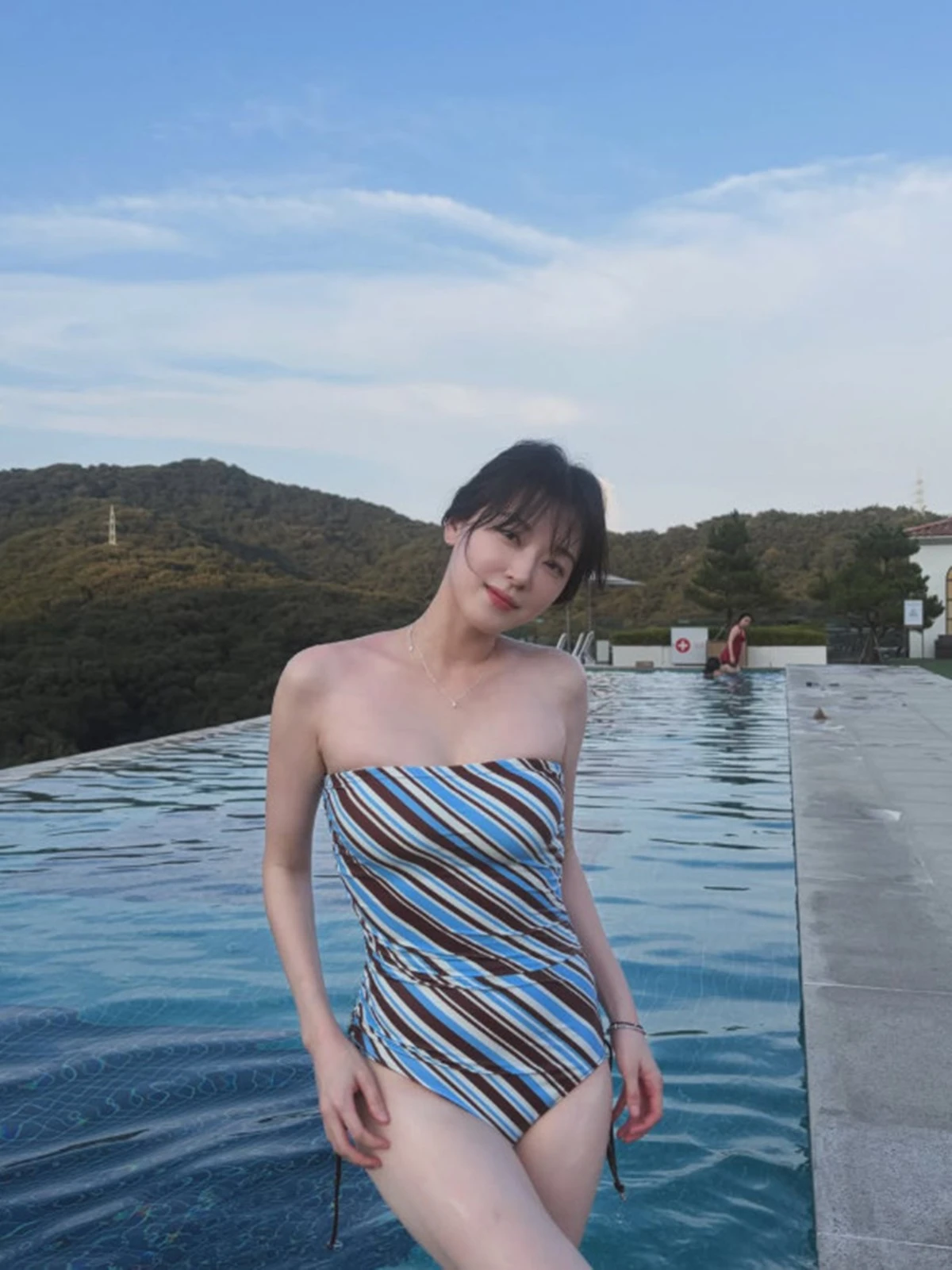 사진 = 조우리 계정