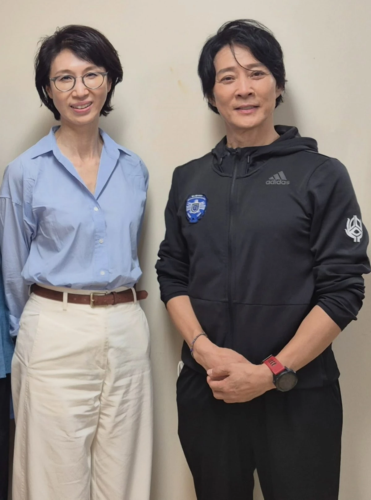 노소영 관장과 인증샷 남기는 최수종