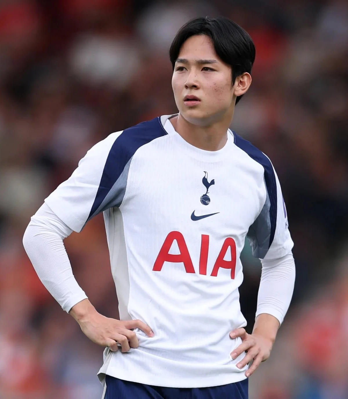 벨기에 축구 전문 기자 사샤 타볼리에리가 11일(한국시간) 토트넘 소속 양민혁이 벨기에 주필러리그 구단 베스테를로로 임대될 예정이라고 밝혔다. 토트넘 홋스퍼 이적 이후 퀸즈파크 레인저스, 포츠머스, 코번트리 시티에 이은 네 번째 임대다. 처음으로 잉글랜드 외 다른 유럽 무대를 밟는 양민혁이 벨기에에서 성장할 수 있을지 주목된다. 토트넘