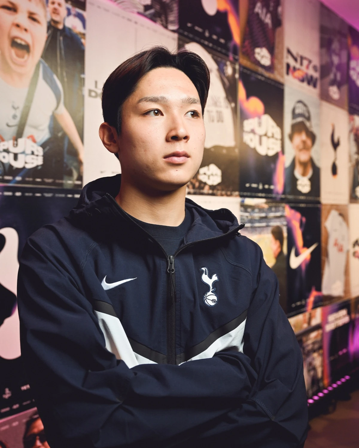 벨기에 축구 전문 기자 사샤 타볼리에리가 11일(한국시간) 토트넘 소속 양민혁이 벨기에 주필러리그 구단 베스테를로로 임대될 예정이라고 밝혔다. 토트넘 홋스퍼 이적 이후 퀸즈파크 레인저스, 포츠머스, 코번트리 시티에 이은 네 번째 임대다. 처음으로 잉글랜드 외 다른 유럽 무대를 밟는 양민혁이 벨기에에서 성장할 수 있을지 주목된다. 토트넘