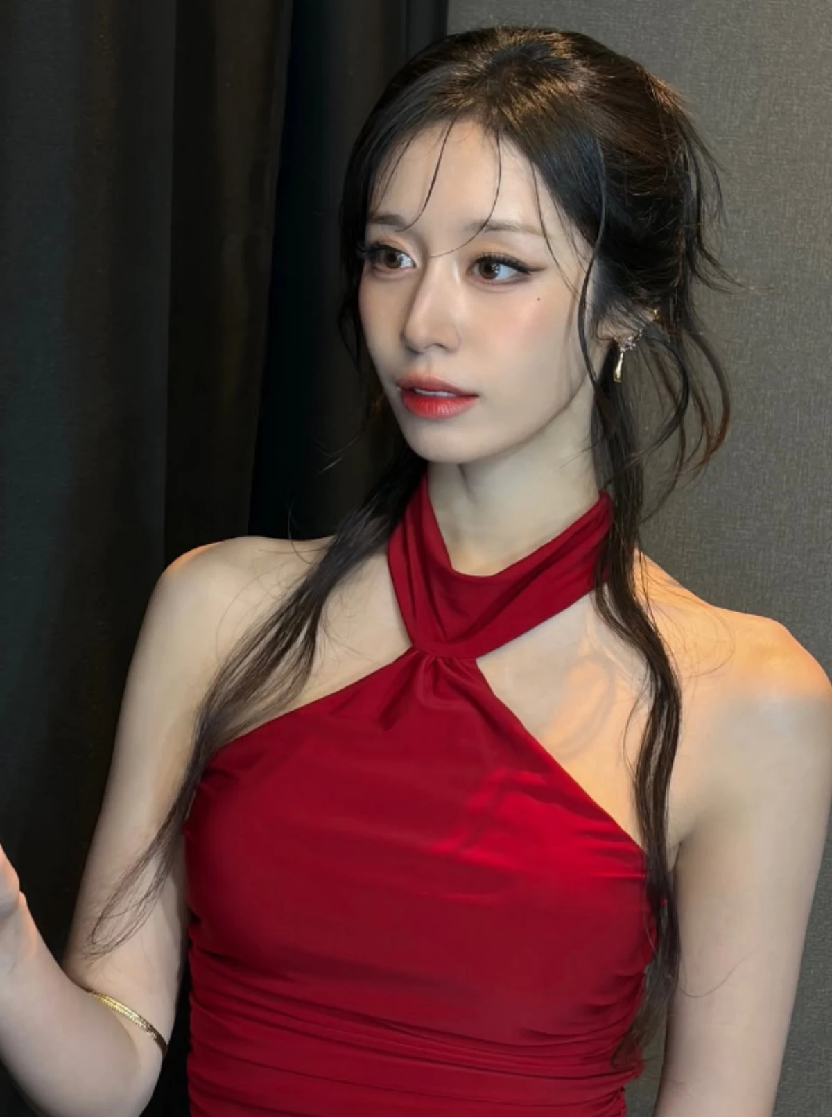 지연 SNS.