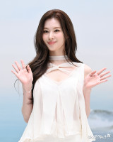 트와이스 사나 '눈부시게 안녕'[엑's HD포토]