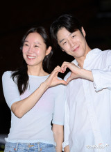 공효진-정준원 '유부녀 킬러 오늘도 본방사수!'[엑's HD포토]
