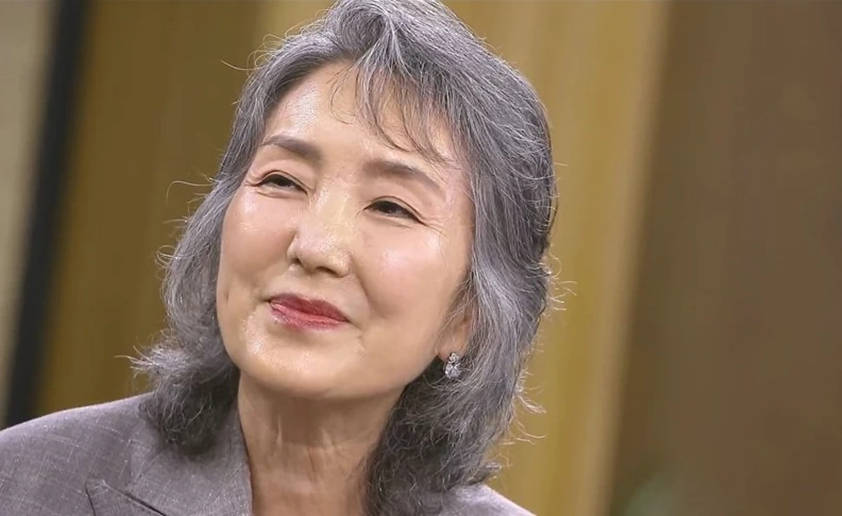 배우 이휘향