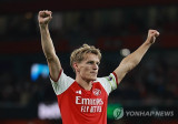 日 EPL 10명?…개막전부터 '0분 출전'→아스널, 코번트리 3-0 완파+홈 개막전 '승전고'