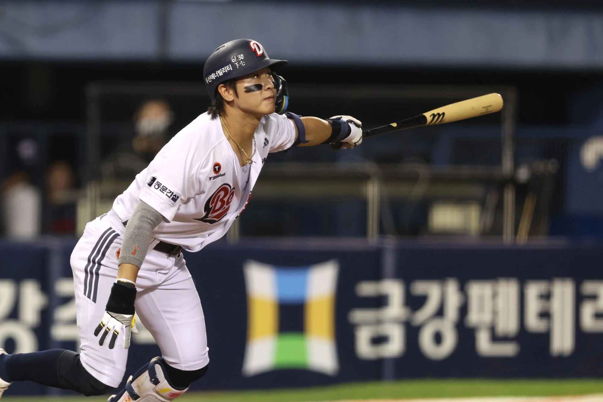 두산 베어스 내야수 박찬호가 23일 서울 잠실야구장에서 열린 2026 신한 SOL KBO리그 롯데와의 팀 간 13차전에서 3회말 결승타를 기록했다. 사진 두산 베어스