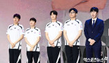 복수종목의 김도겸-송영우-김영찬-강동신-정명훈 감독[포토]