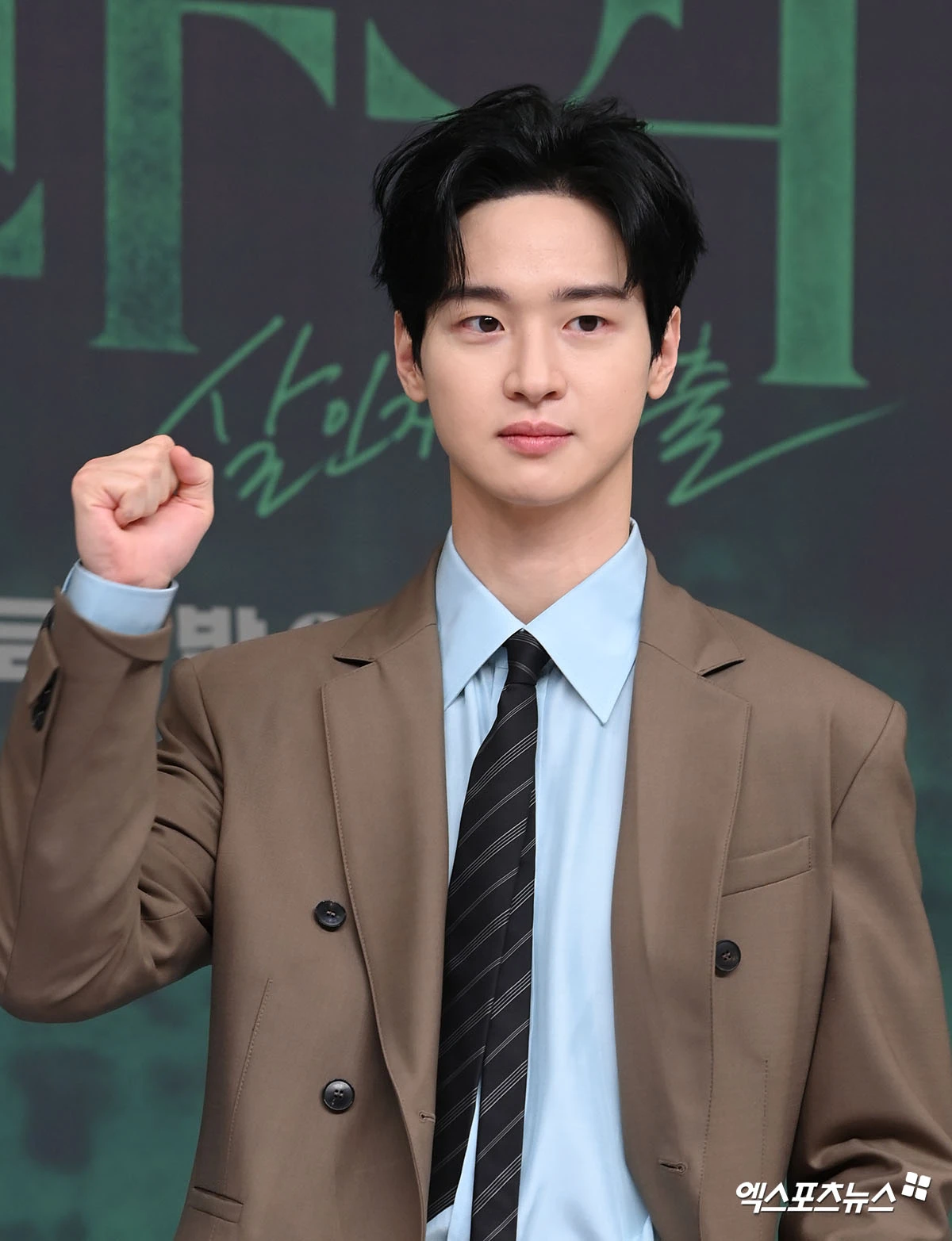 장동윤