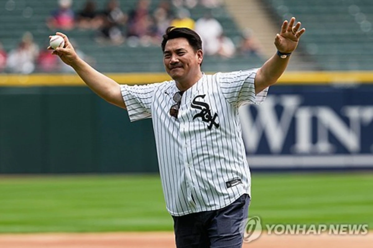 일본 야구 국가대표팀 이구치 사다히토 감독이 오는 11월 열리는 아시아프로야구챔피언십 와일드카드 활용 방침을 공식화했다. 연합뉴스