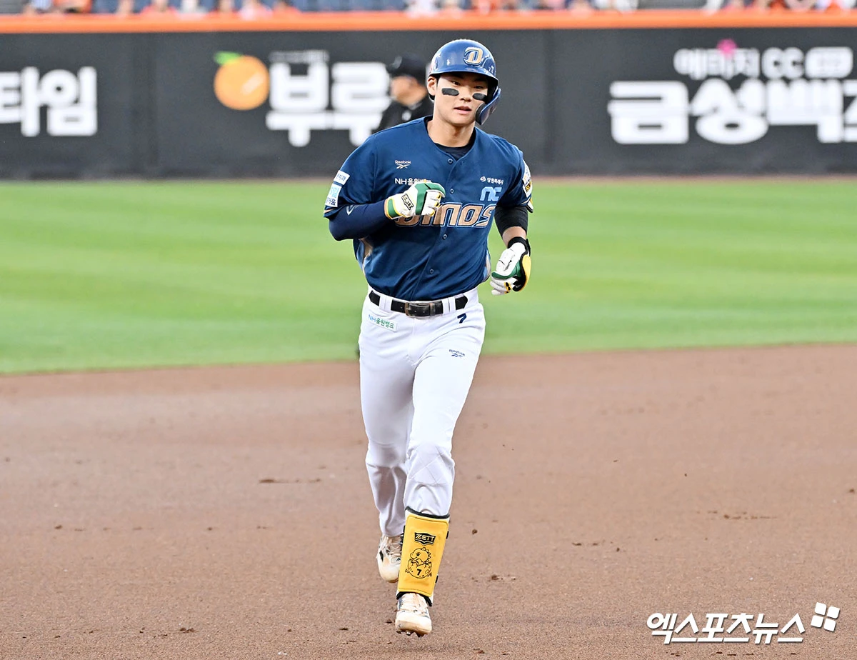NC 다이노스 내야수 김주원이 29일 대전 한화생명 볼파크에서 열린 2026 신한 SOL KBO리그 한화와의 팀 간 11차전에서 3회초 선제 솔로 홈런을 기록했다. 사진 엑스포츠뉴스 DB