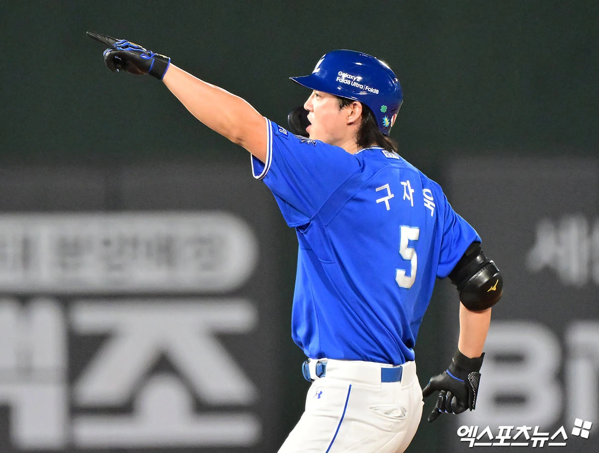 삼성 라이온즈 외야수 구자욱이 KBO가 1일 발표한 2026 신한 SOL KBO리그 8월 월간 MVP 후보로 선정됐다. 사진 엑스포츠뉴스 DB