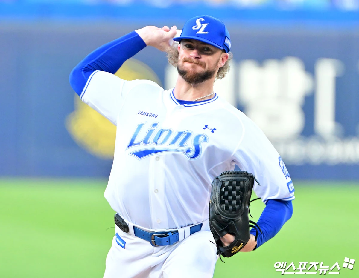 삼성 라이온즈 외국인 투수 크리스 페덱이 KBO가 1일 발표한 2026 신한 SOL KBO리그 8월 월간 MVP 후보로 선정됐다. 사진 엑스포츠뉴스 DB