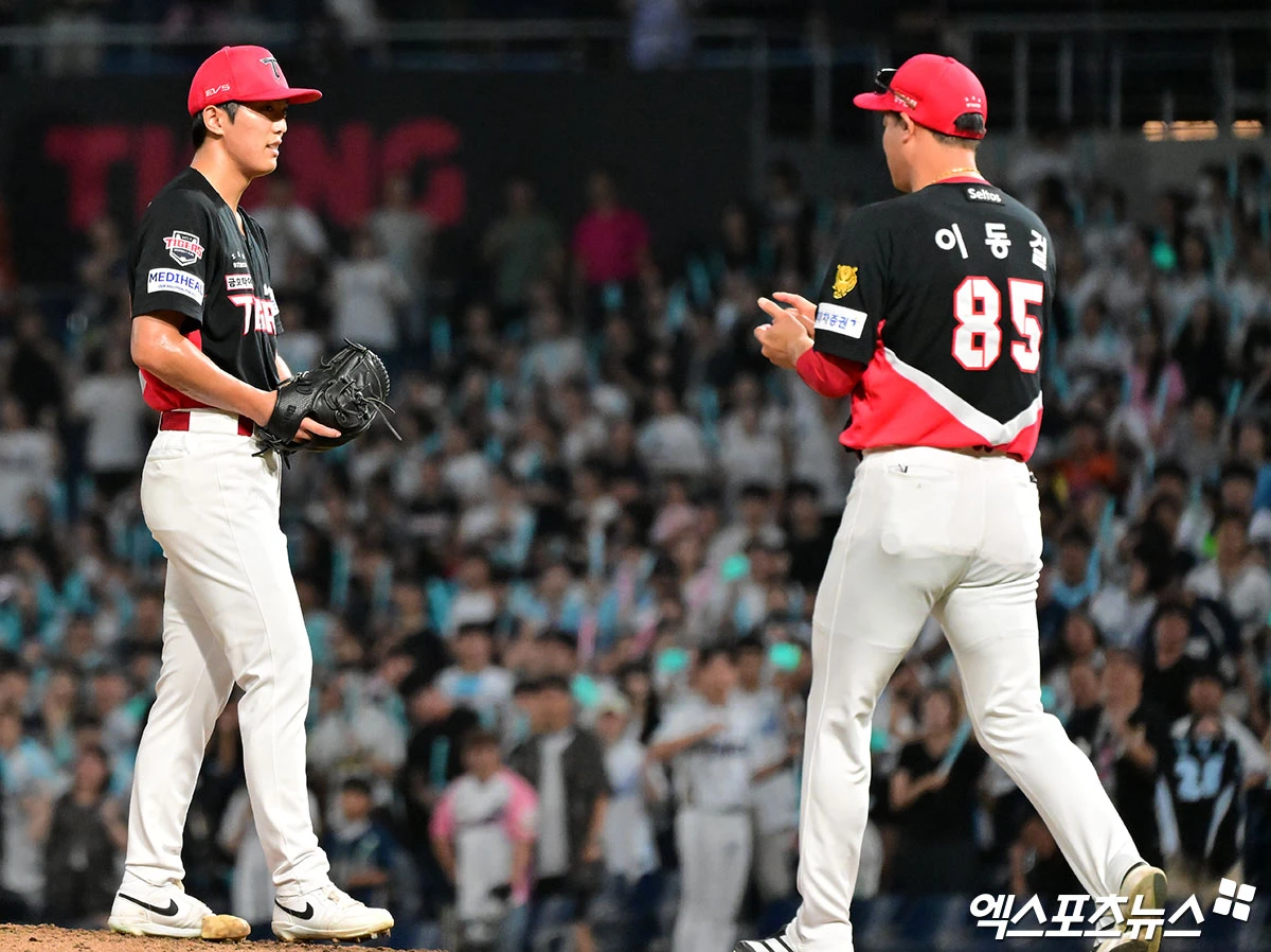 2일 오후 경상남도 창원NC파크에서 열린 ‘2026 신한은행 SOL KBO리그' KIA 타이거즈와 NC 다이노스의 경기, 9회말 2사 만루 KIA 이의리가 마운드를 내려오고 있다. 창원, 김한준 기자