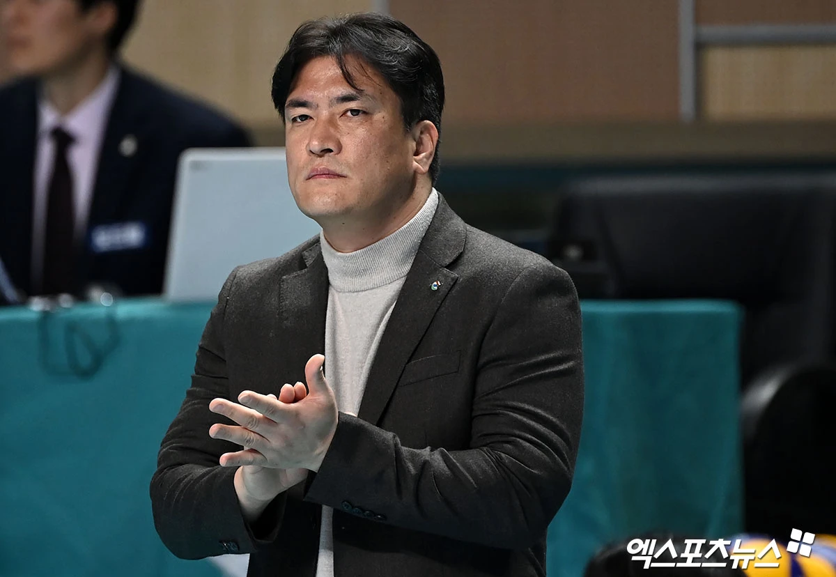 차상현 감독이 이끄는 대한민국 여자 배구 국가대표팀이 2026 아이치-나고야 아시안게임에 출전하는 최종 엔트리 12명을 확정했다. 사진 엑스포츠뉴스 DB