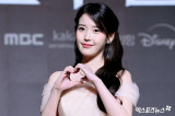 아이유, 건강 문제·전 연인 소환 시끄러웠는데…1년 만에 '본업' 컴백 [엑's 이슈]