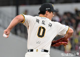 곽도규 ‘힘있는 투구’[포토]