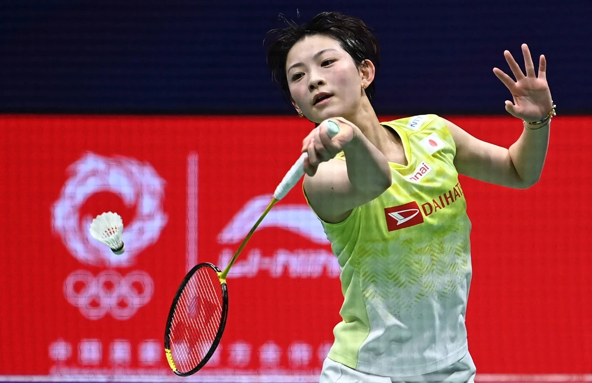 지난 6일 2026 세계배드민턴연맹(BWF) 월드투어 중국 마스터즈(슈퍼 750) 여자 단식 결승에서 한국의 안세영에게 패한 일본의 미야자키 도모카를 향해 일본 언론과 팬들의 격려와 응원이 쏟아지고 있다. 졌지만 잘 싸웠다는 평가와 함께 월드 클래스 선수로 성장할 수 있다는 기대를 받고 있다. 사진 연합뉴스