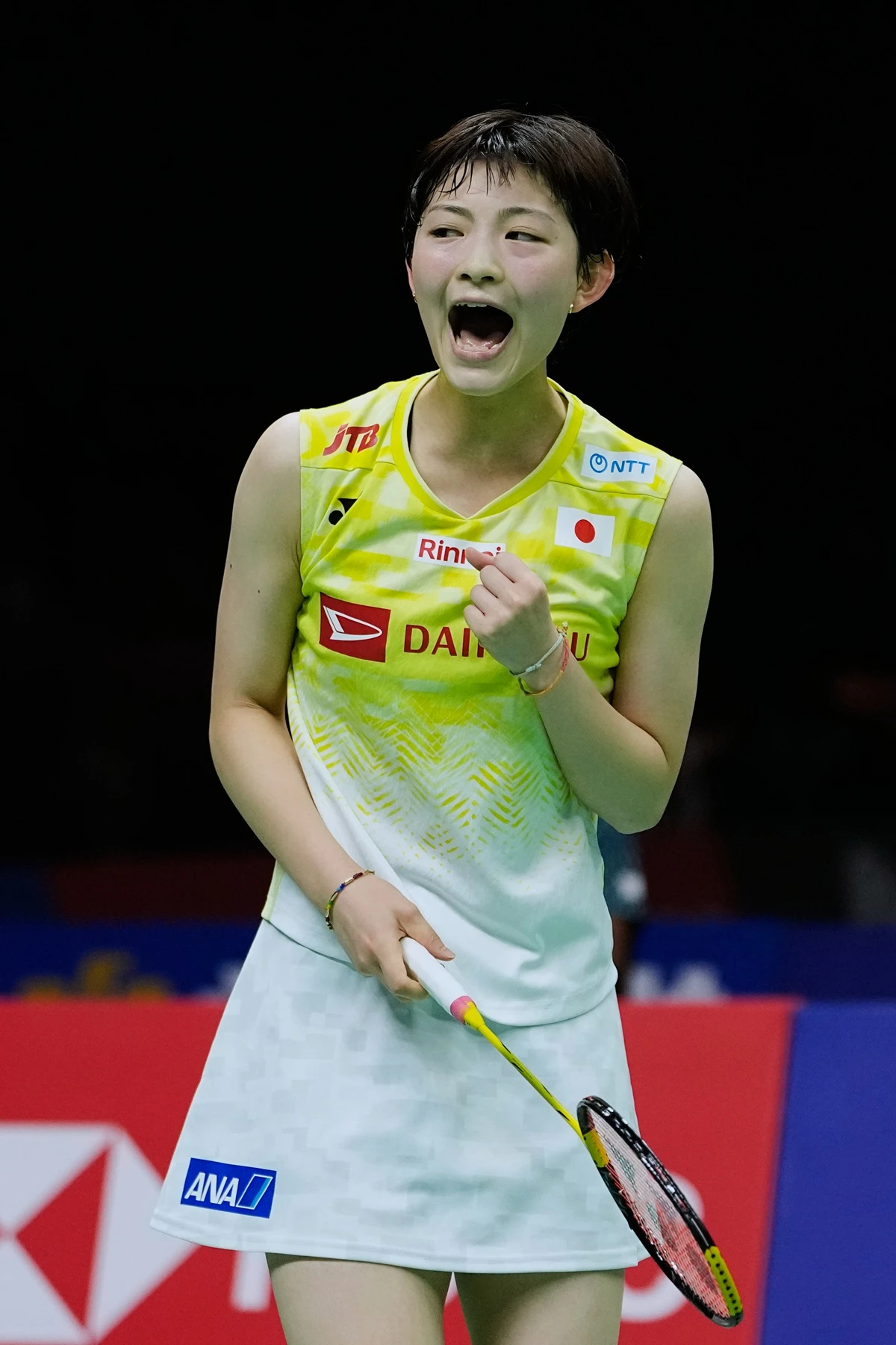 지난 6일 2026 세계배드민턴연맹(BWF) 월드투어 중국 마스터즈(슈퍼 750) 여자 단식 결승에서 한국의 안세영에게 패한 일본의 미야자키 도모카를 향해 일본 언론과 팬들의 격려와 응원이 쏟아지고 있다. 졌지만 잘 싸웠다는 평가와 함께 월드 클래스 선수로 성장할 수 있다는 기대를 받고 있다. 사진 연합뉴스